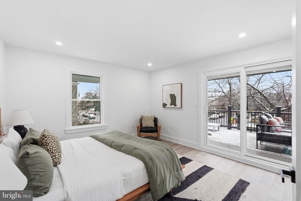 1355 Longfellow Street Nw - Photo 17