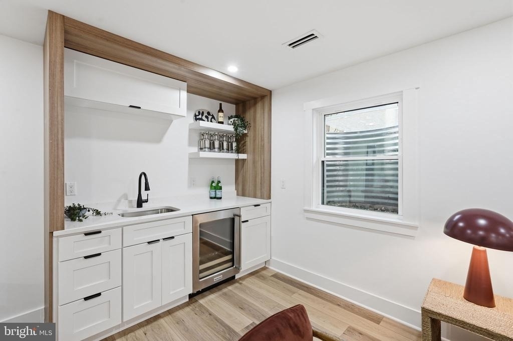1355 Longfellow Street Nw - Photo 14