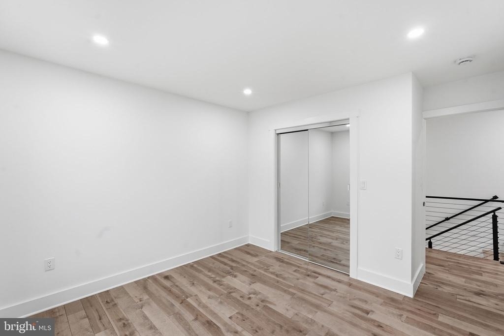1355 Longfellow Street Nw - Photo 34