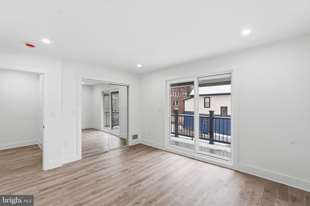 1355 Longfellow Street Nw - Photo 22