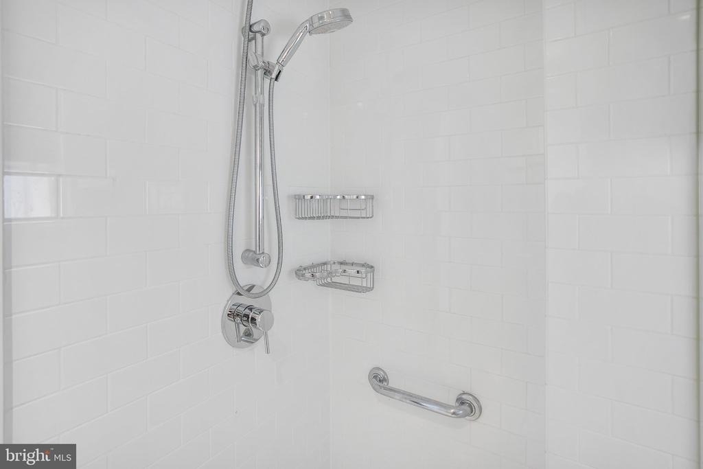1832 Corcoran Street Nw - Photo 5