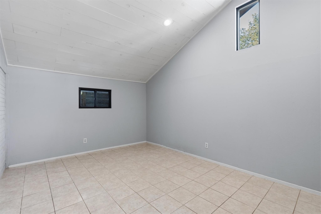 2204 Santa Rita St - Photo 18