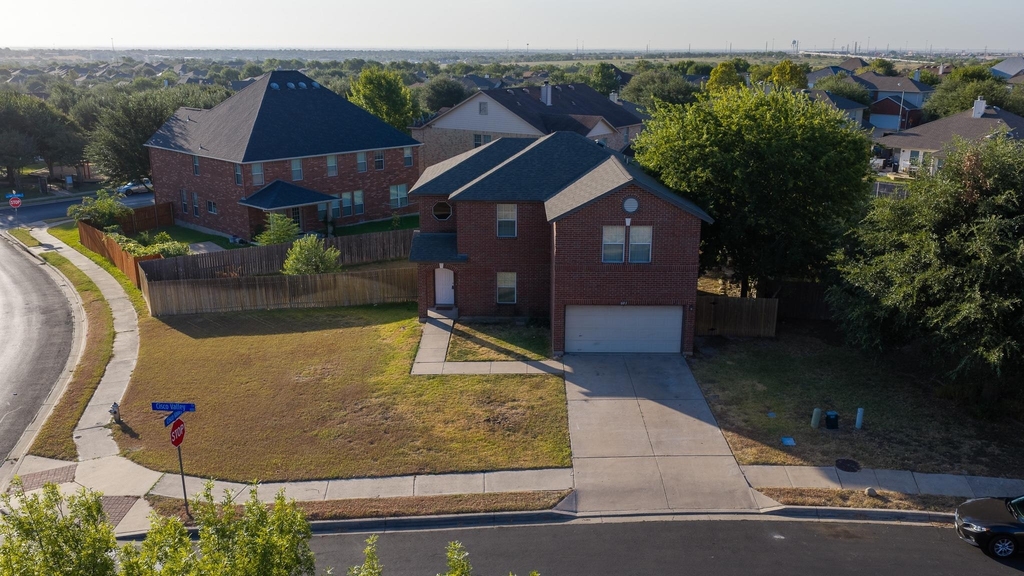 801 Cisco Valley Cv - Photo 1