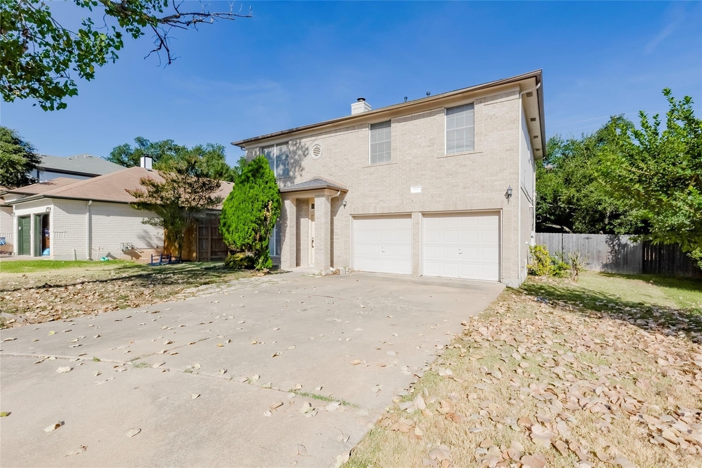 8116 Forest Heights Ln - Photo 2