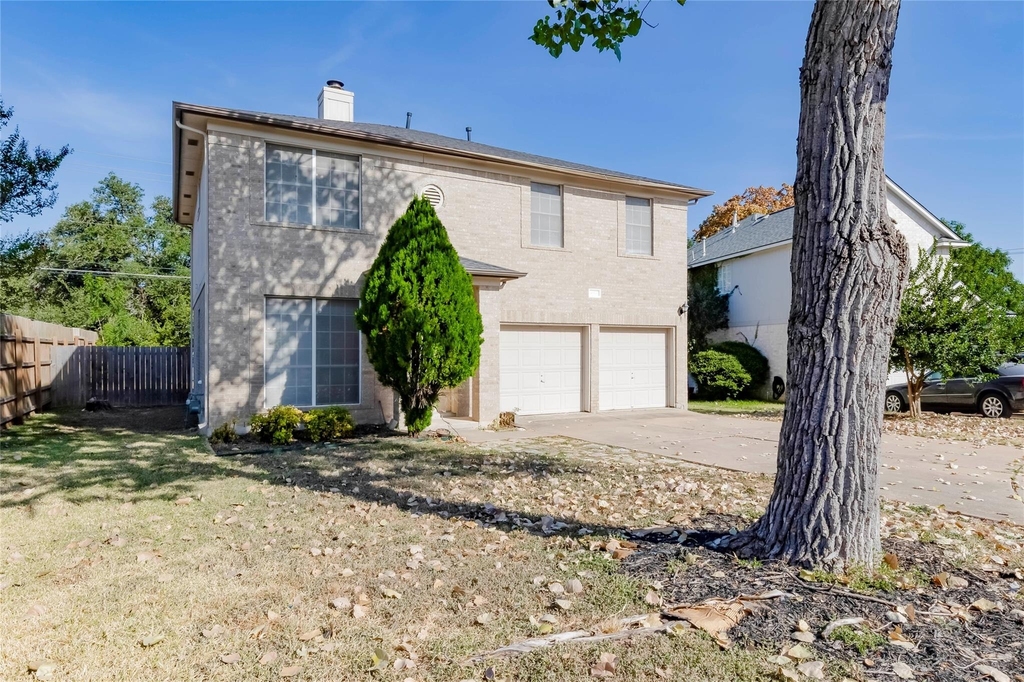 8116 Forest Heights Ln - Photo 1
