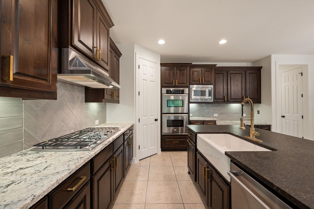 2201 Quarry Loop - Photo 10