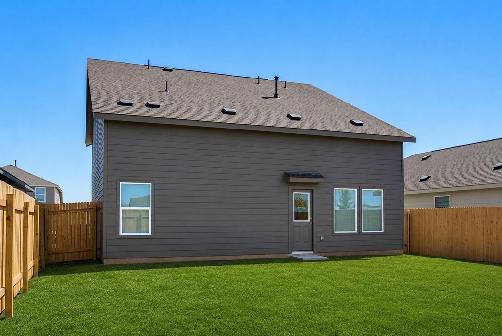 408 Paris St - Photo 32