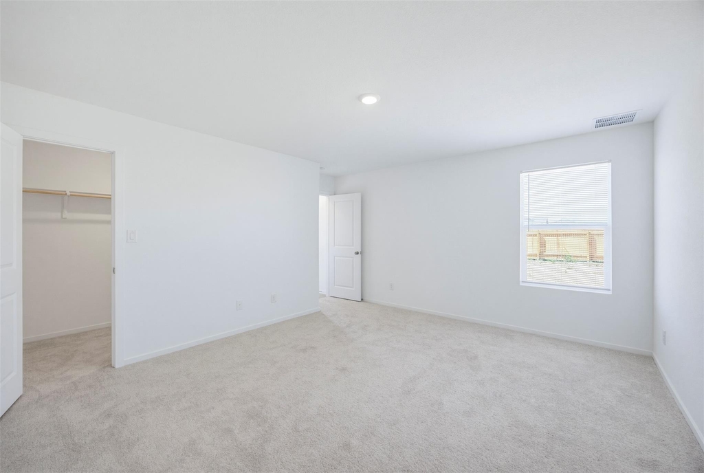 408 Paris St - Photo 19