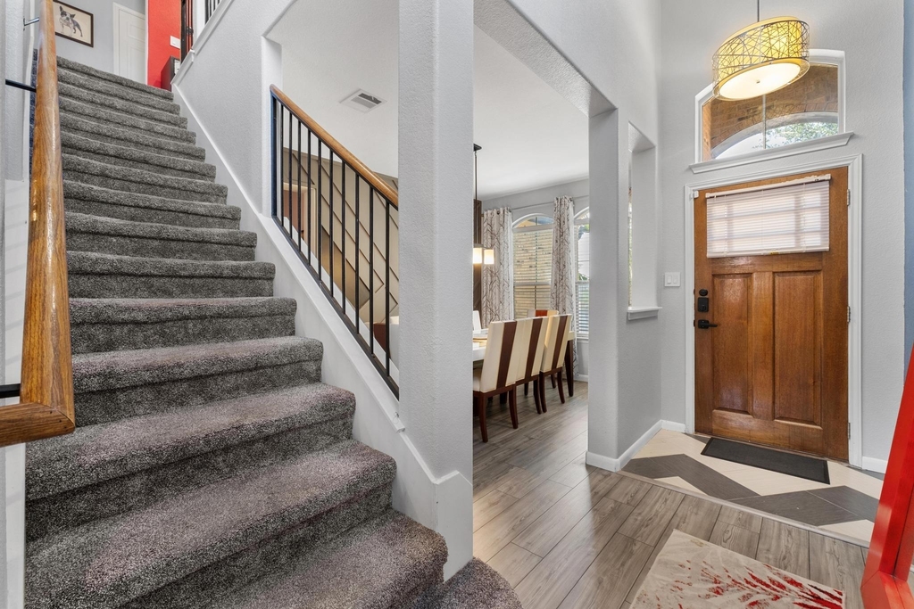 1801 Quiet Meadows Cv - Photo 5