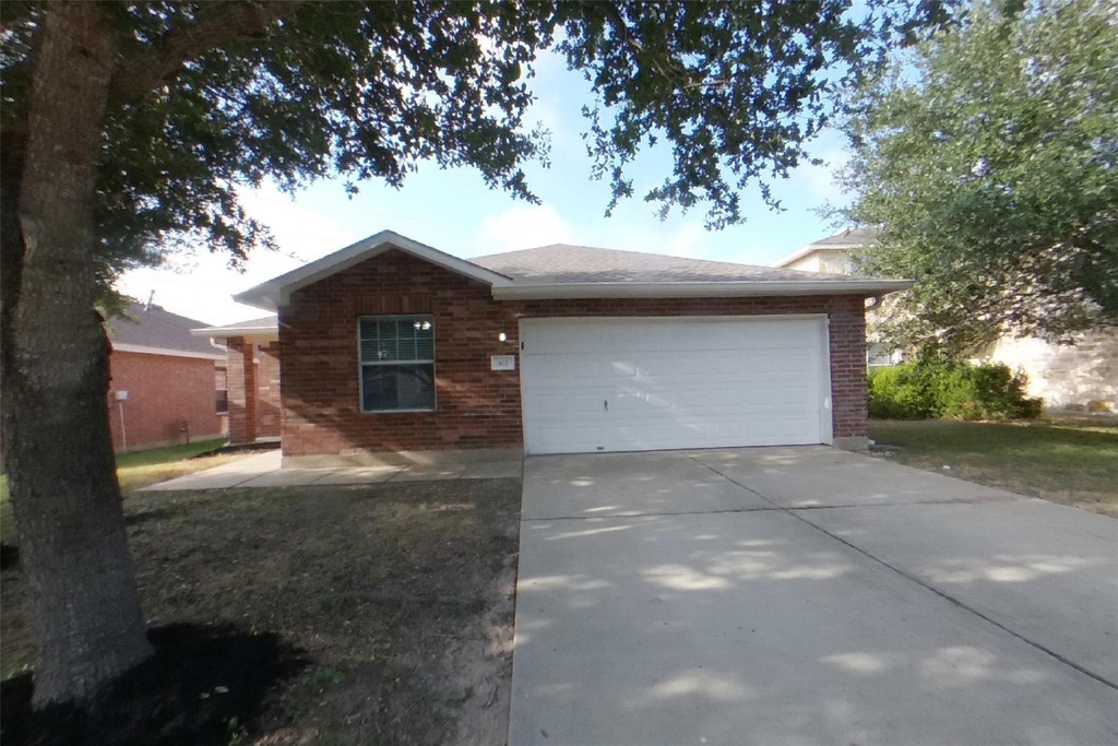 302 Bird Dog Bnd - Photo 0