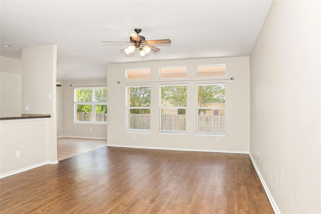 1817 Shaker Trl - Photo 12