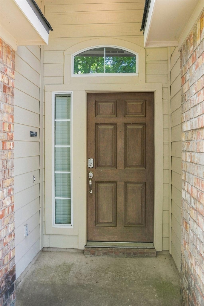 1817 Shaker Trl - Photo 2