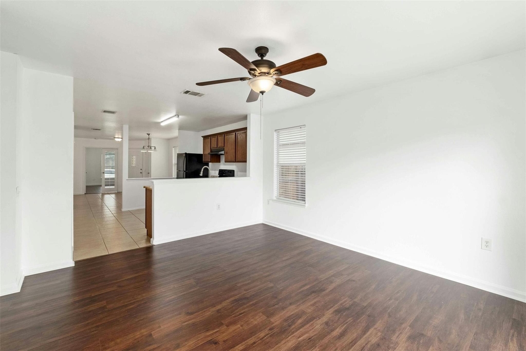 12409 Sky Harbor Dr - Photo 5