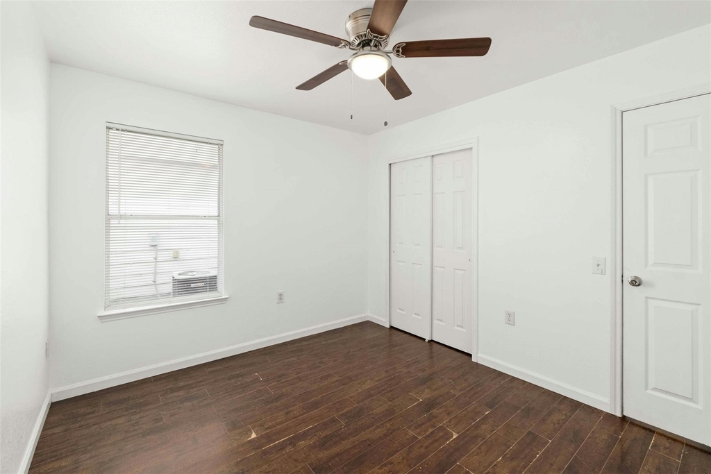12409 Sky Harbor Dr - Photo 17