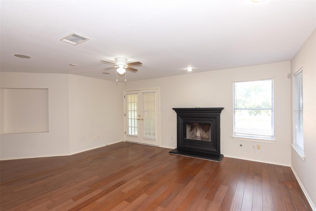 2321 Friarcreek Loop - Photo 4