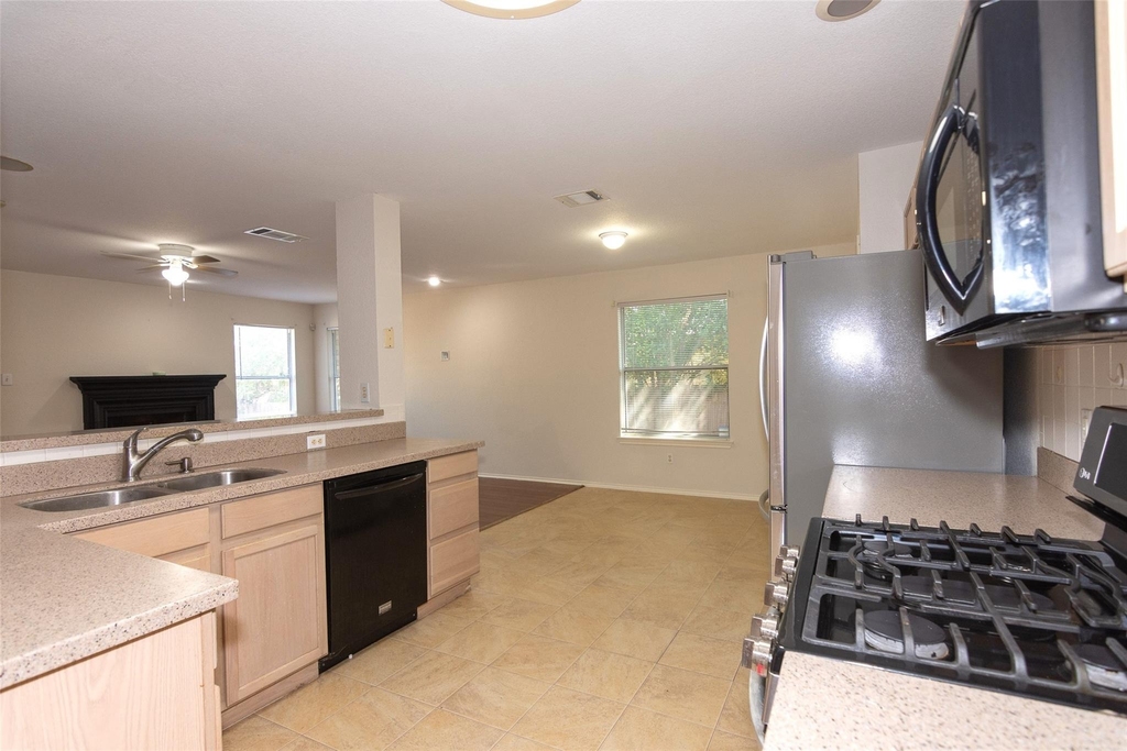 2321 Friarcreek Loop - Photo 10