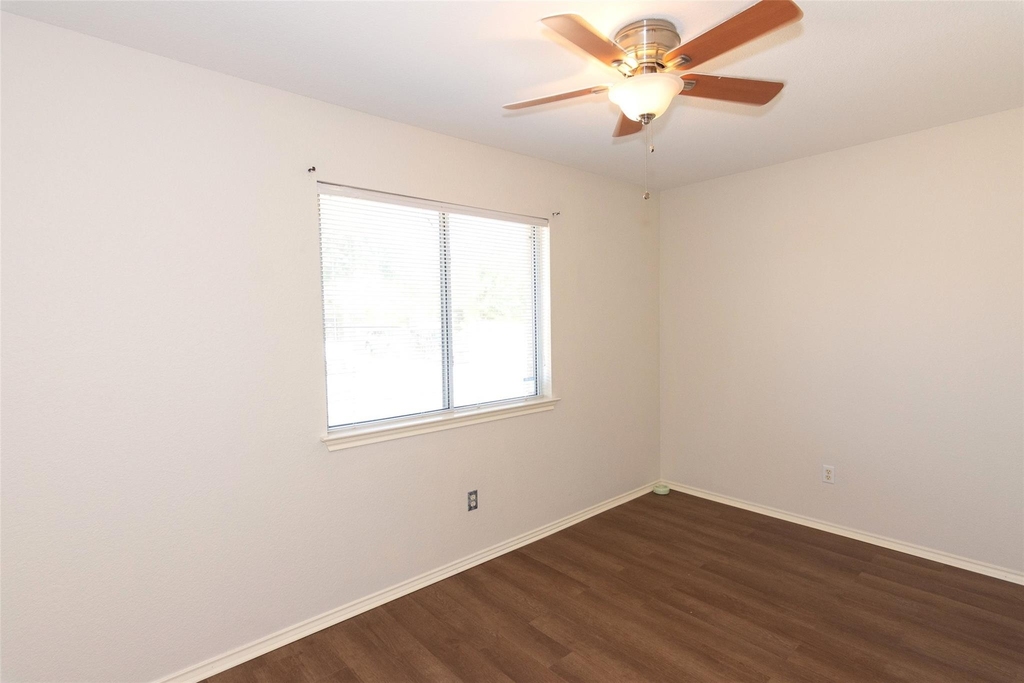 2321 Friarcreek Loop - Photo 20