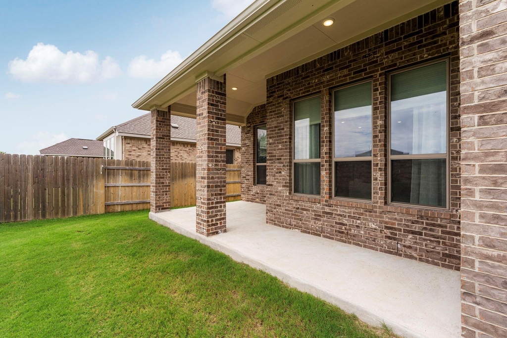 1144 Cathedral Oaks Dr - Photo 32