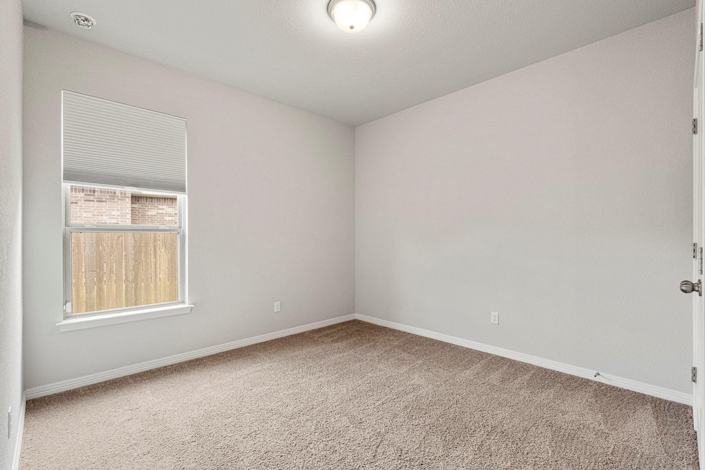 1144 Cathedral Oaks Dr - Photo 31