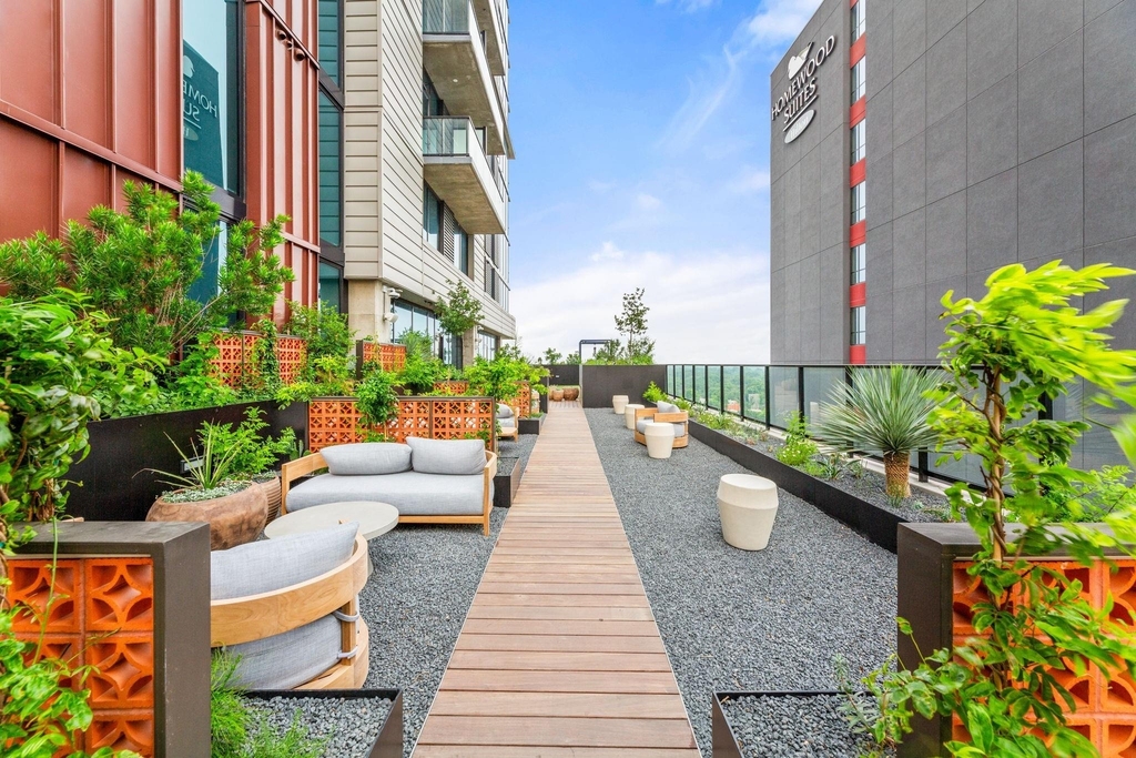 84 East Ave - Photo 14