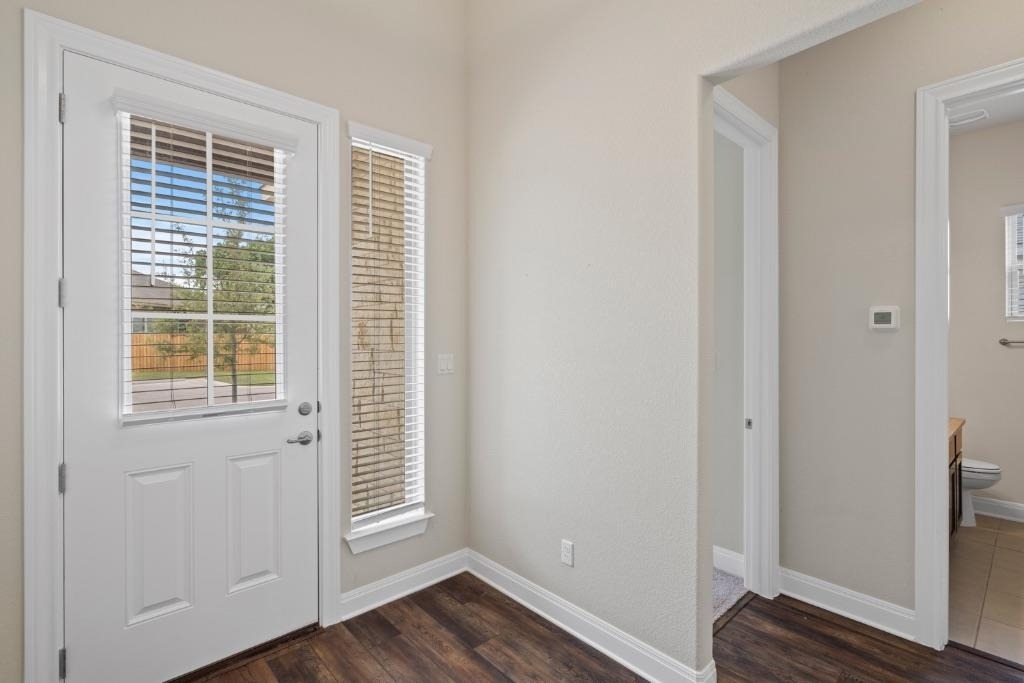 3805 Wales Ct - Photo 3