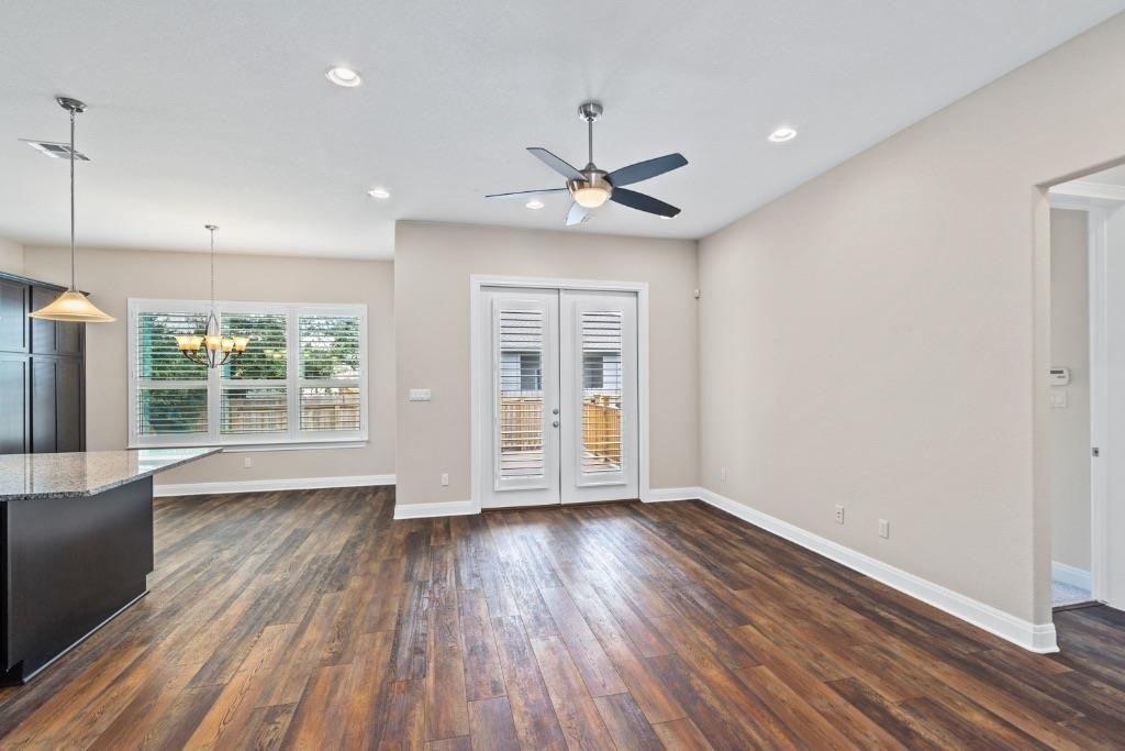 3805 Wales Ct - Photo 4