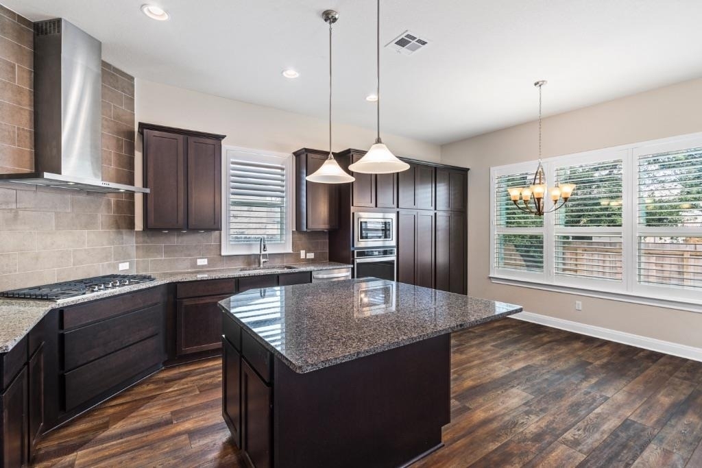 3805 Wales Ct - Photo 9