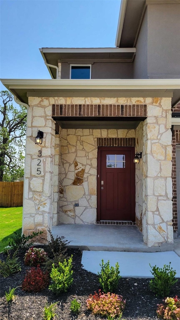 325 Brody Ln - Photo 1