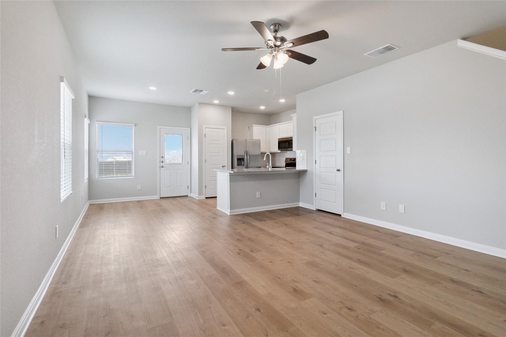 525 Caymus Dr - Photo 5