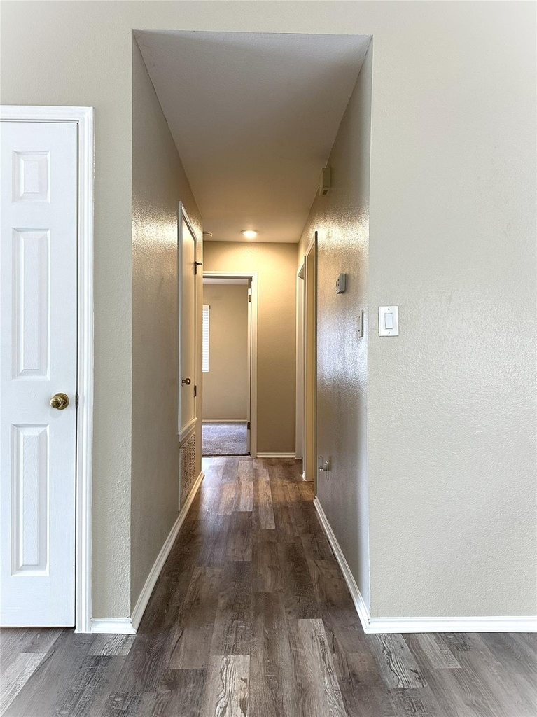 610 Riverway Ln - Photo 11