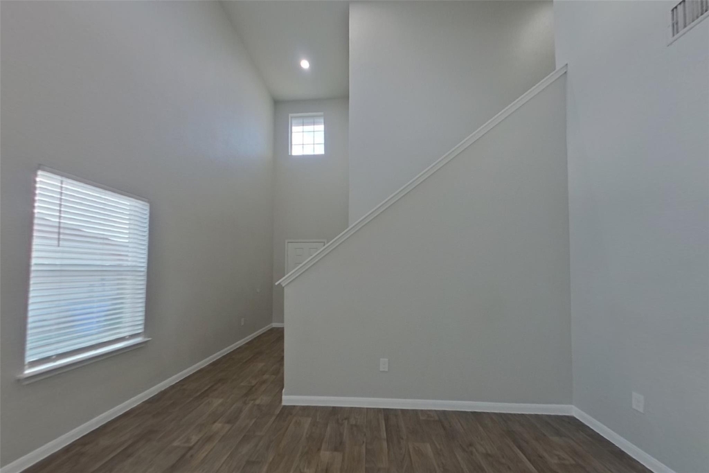 15012 Custis Ln - Photo 2