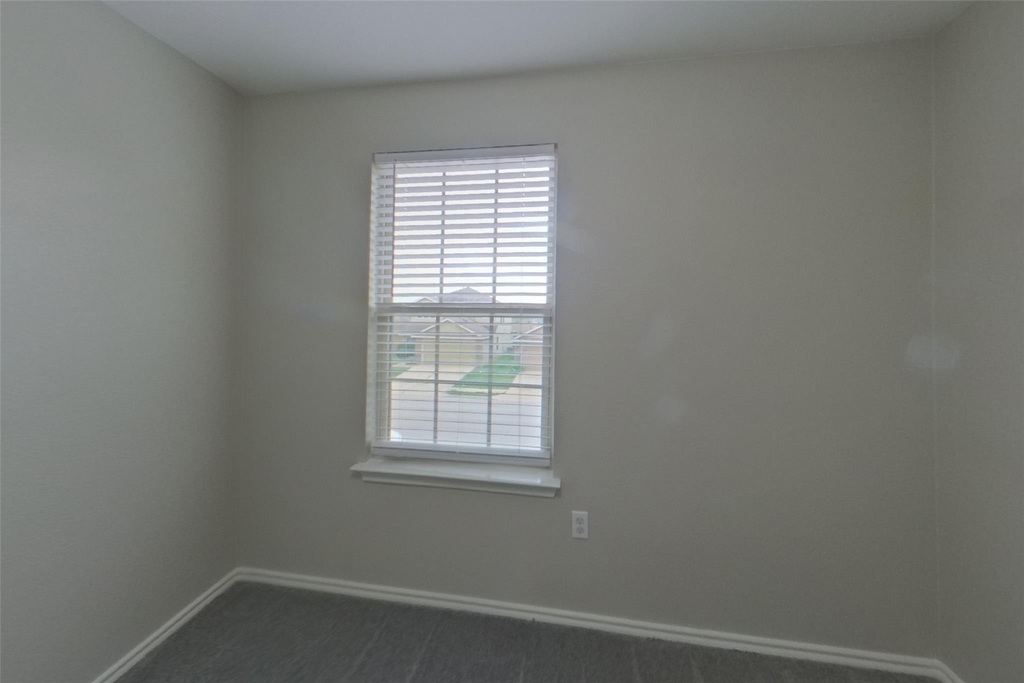 15102 Verela Dr - Photo 8