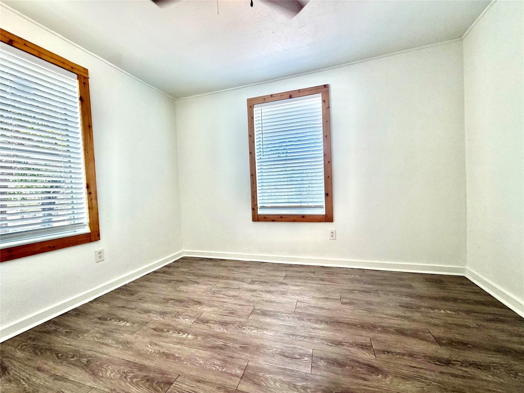 1203 Olander St - Photo 8