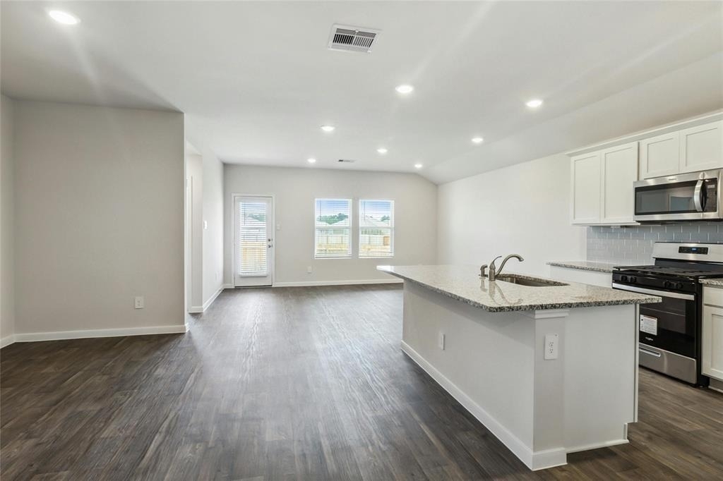 315 Belmont Pl - Photo 6