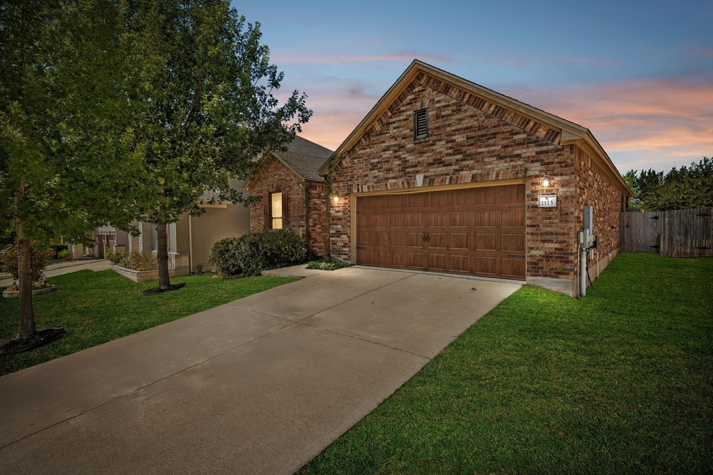 1113 Yellow Iris Rd - Photo 23