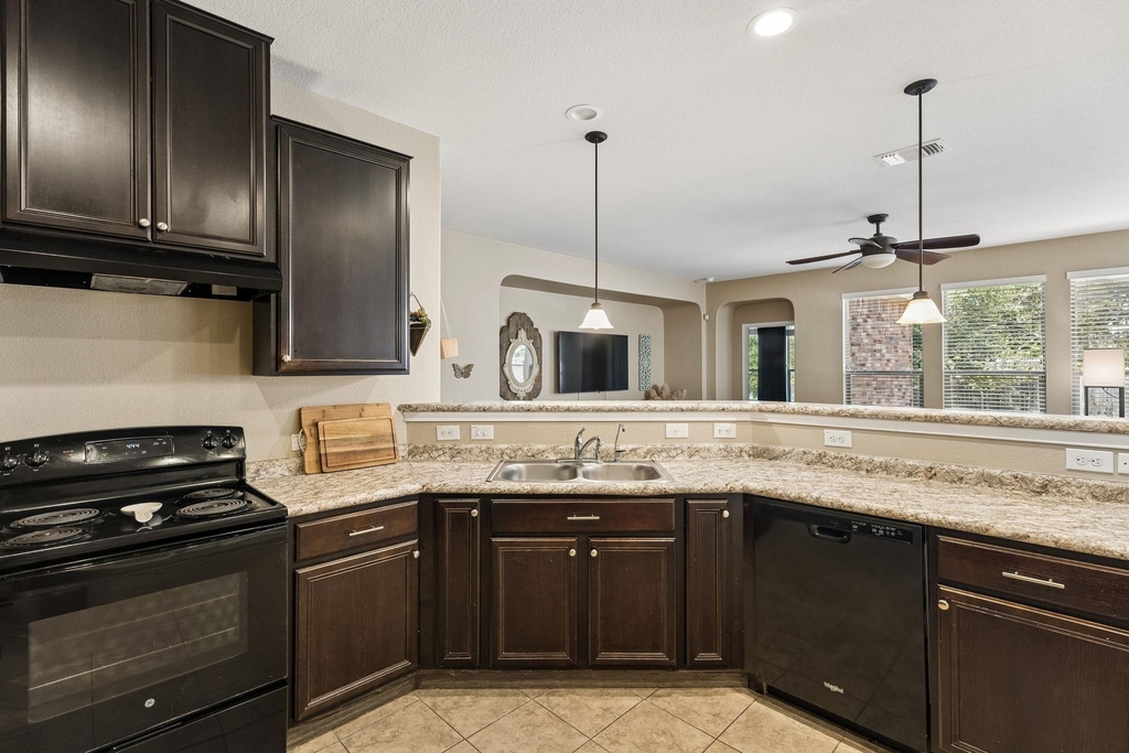 1113 Yellow Iris Rd - Photo 8