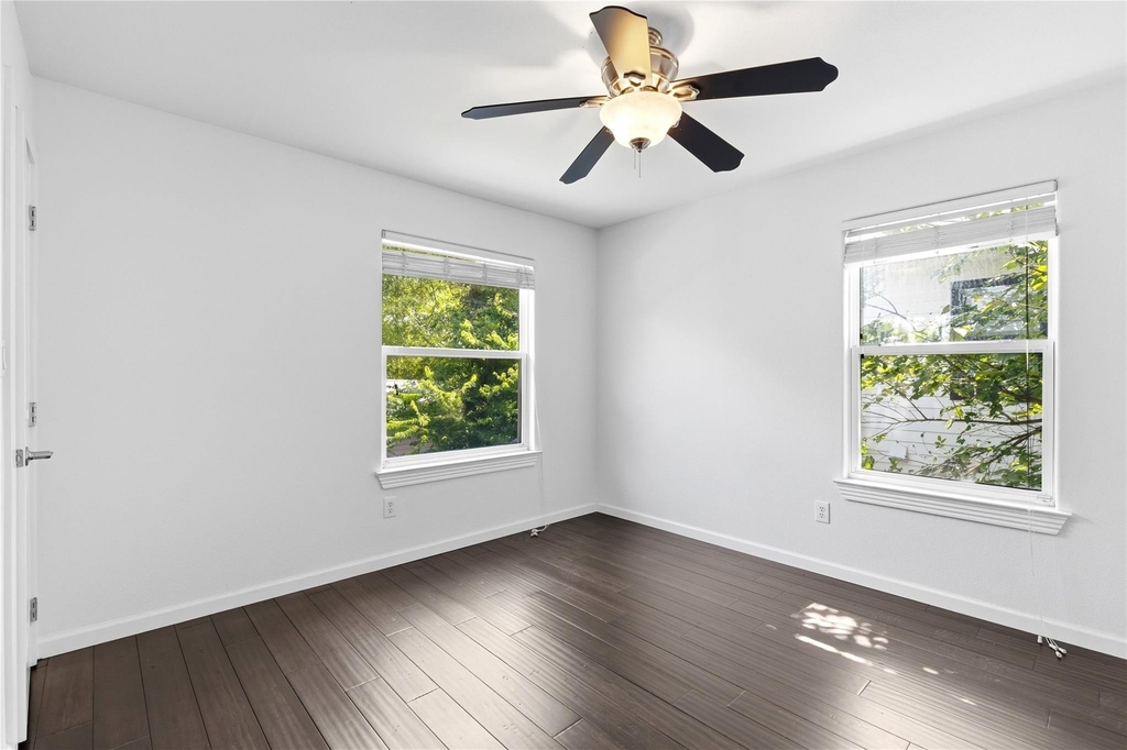 2610 Hidalgo St - Photo 21