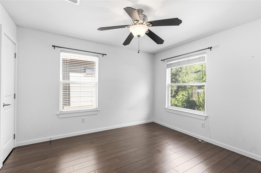 2610 Hidalgo St - Photo 23