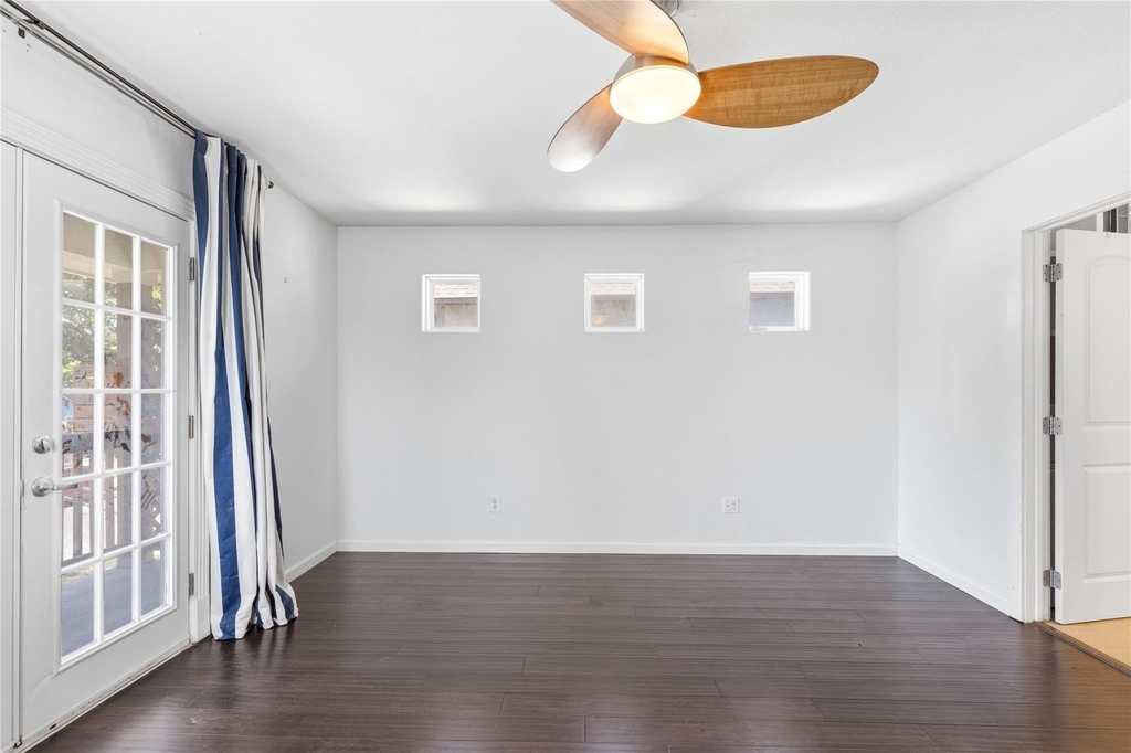 2610 Hidalgo St - Photo 15