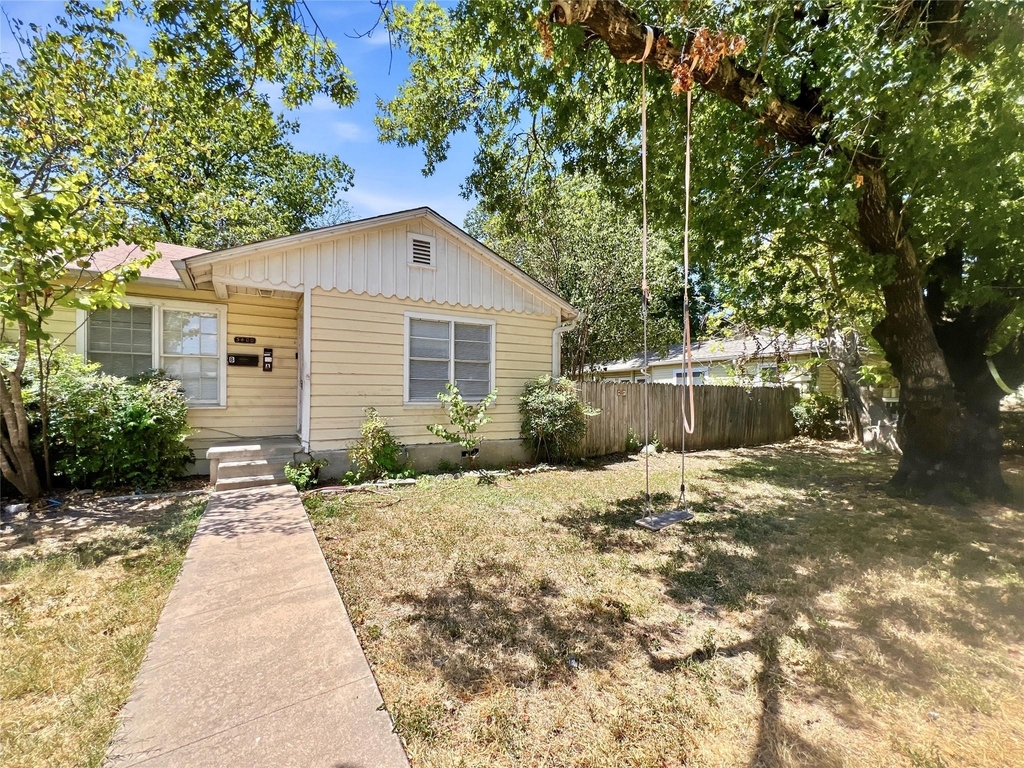 5400 Harmon Ave - Photo 1