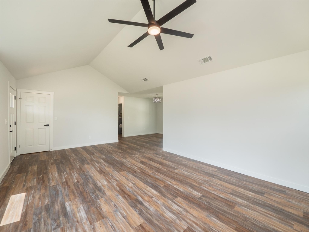 109 Elizabeth Dr - Photo 5