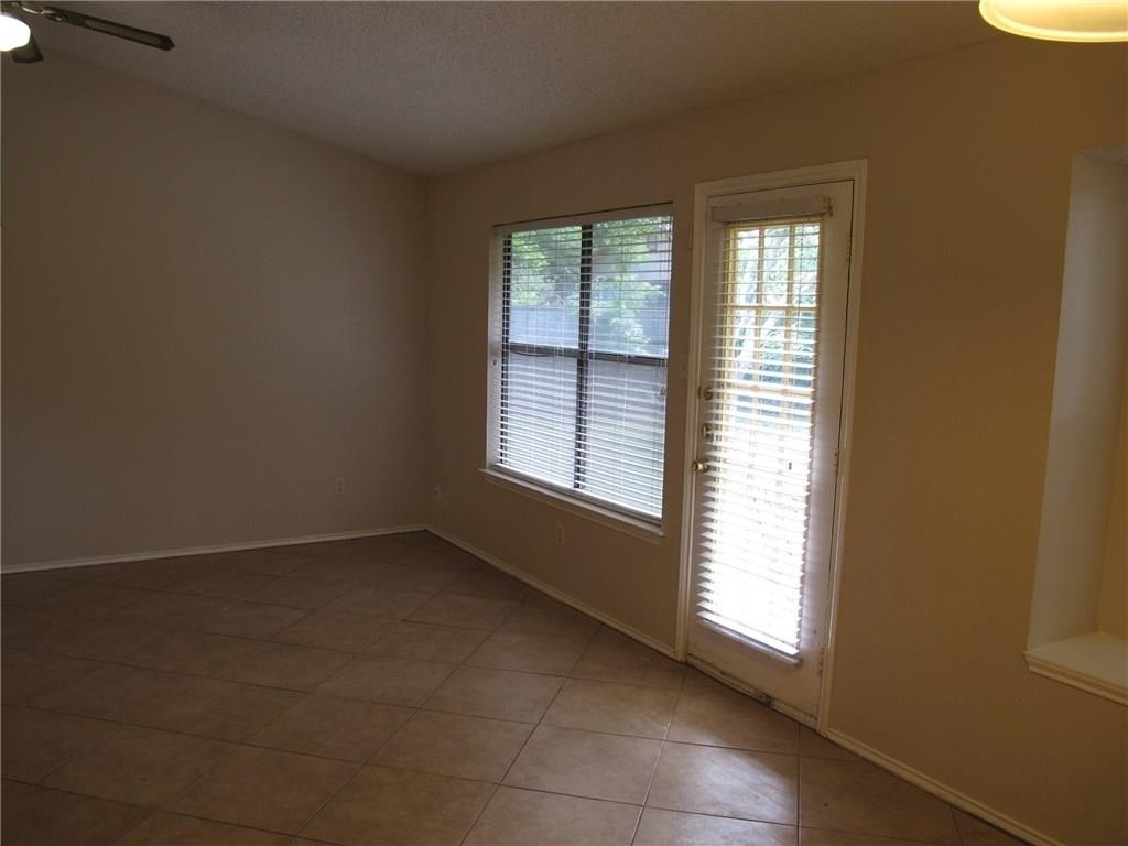 1301 Texas Oak Way - Photo 9