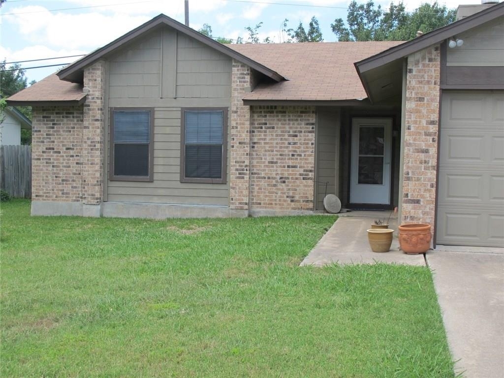 1301 Texas Oak Way - Photo 0