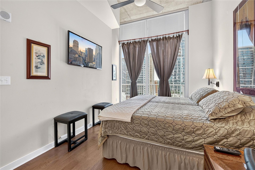 360 Nueces St - Photo 14