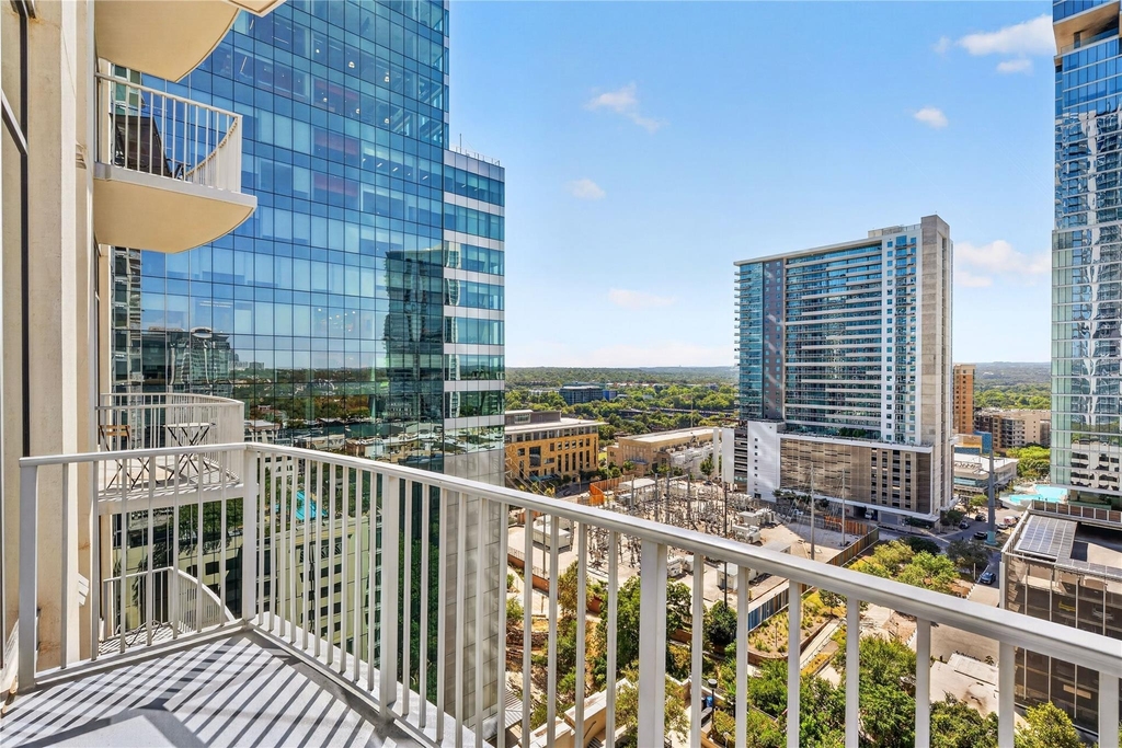 360 Nueces St - Photo 25