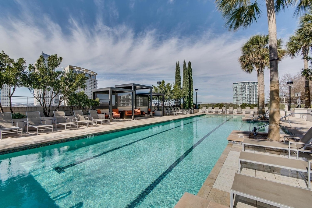 360 Nueces St - Photo 36