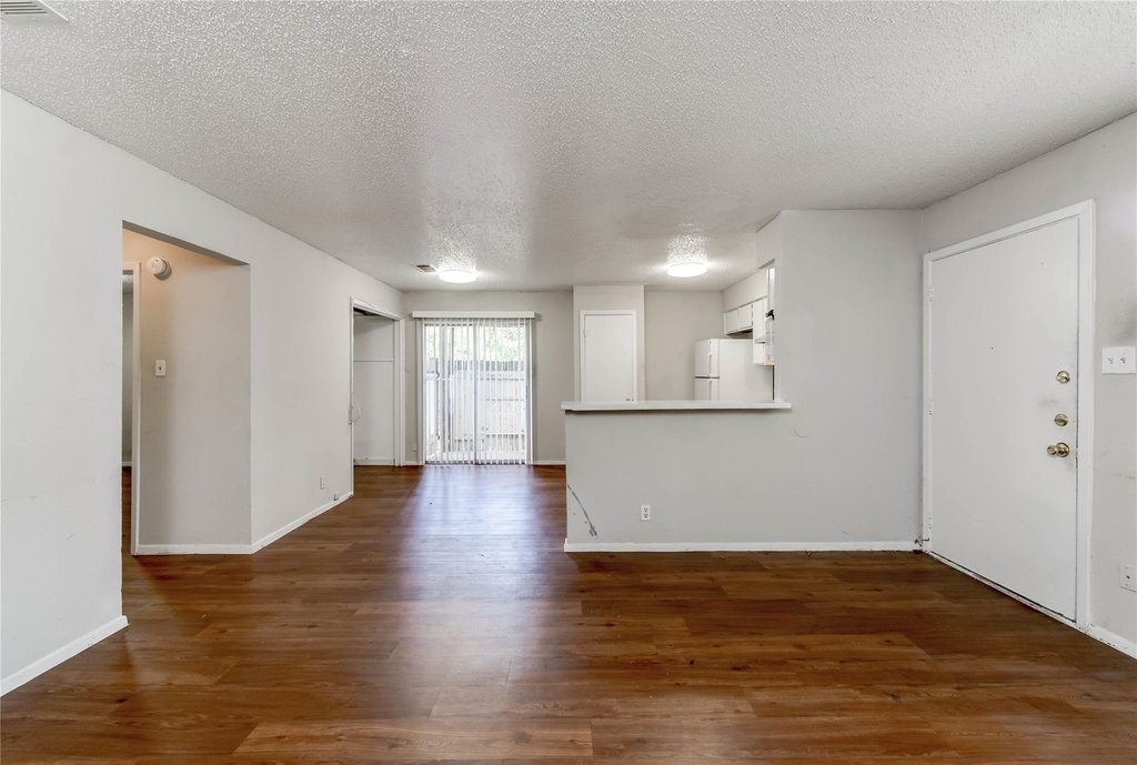 11907 Alpheus Ave - Photo 5