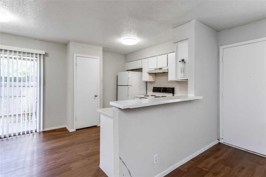 11907 Alpheus Ave - Photo 4