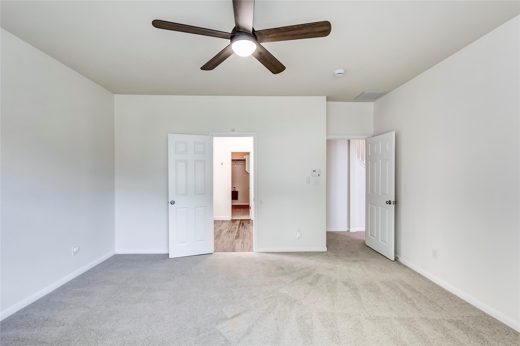15617 Pumpkin Ridge Dr - Photo 16