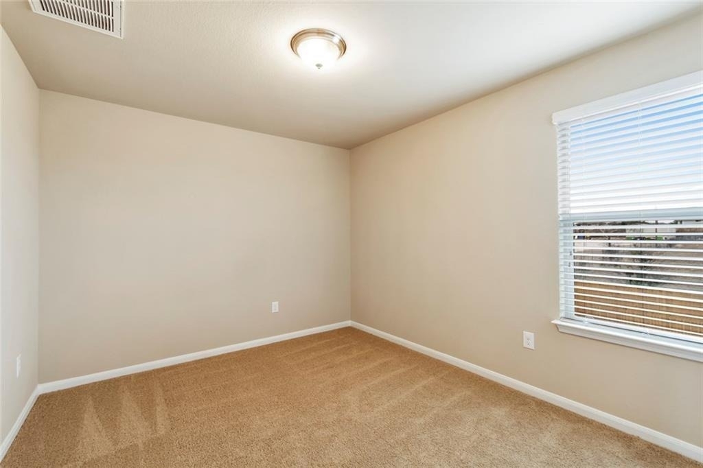 944 Palo Duro Dr - Photo 2